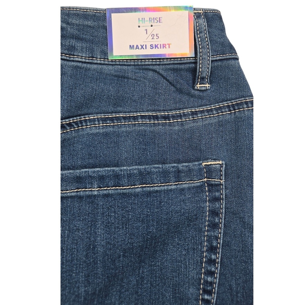 Tinseltown High Rise Denim Maxi Skirt Light Wash Button Fly Size 1/25 NEW - Picture 5 of 8